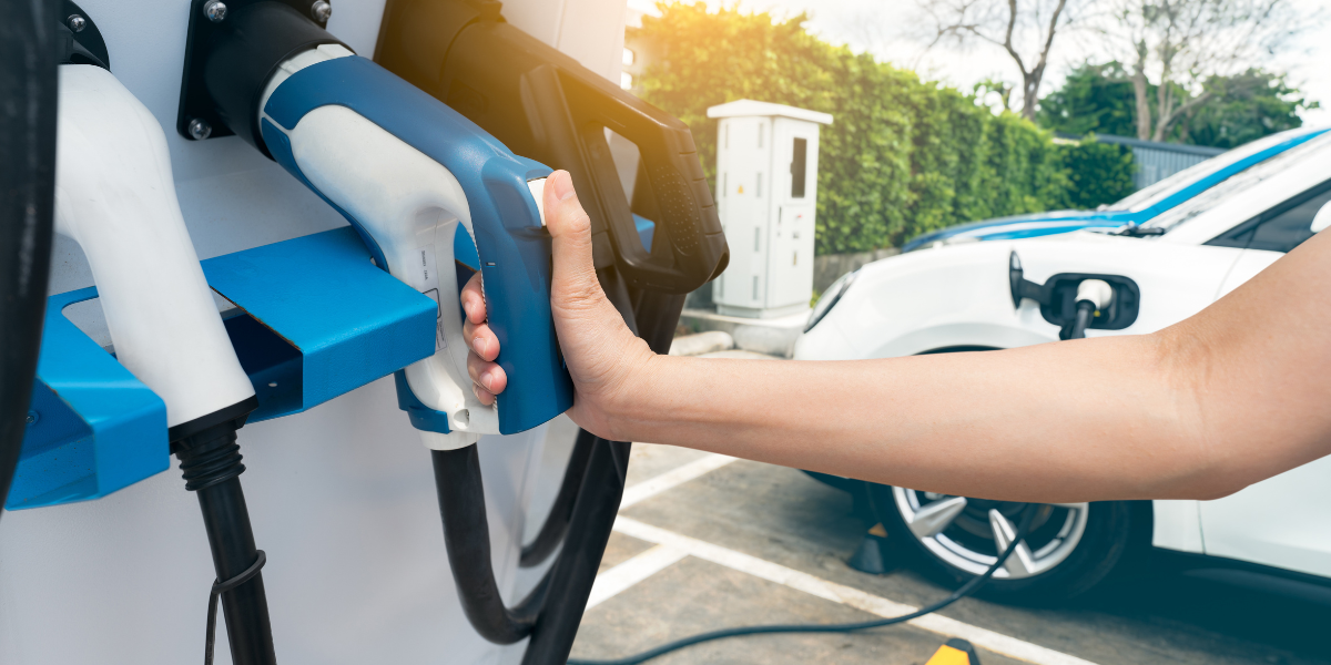 Everything You Need to Know About Hybrid Cars Valvoline™ Global